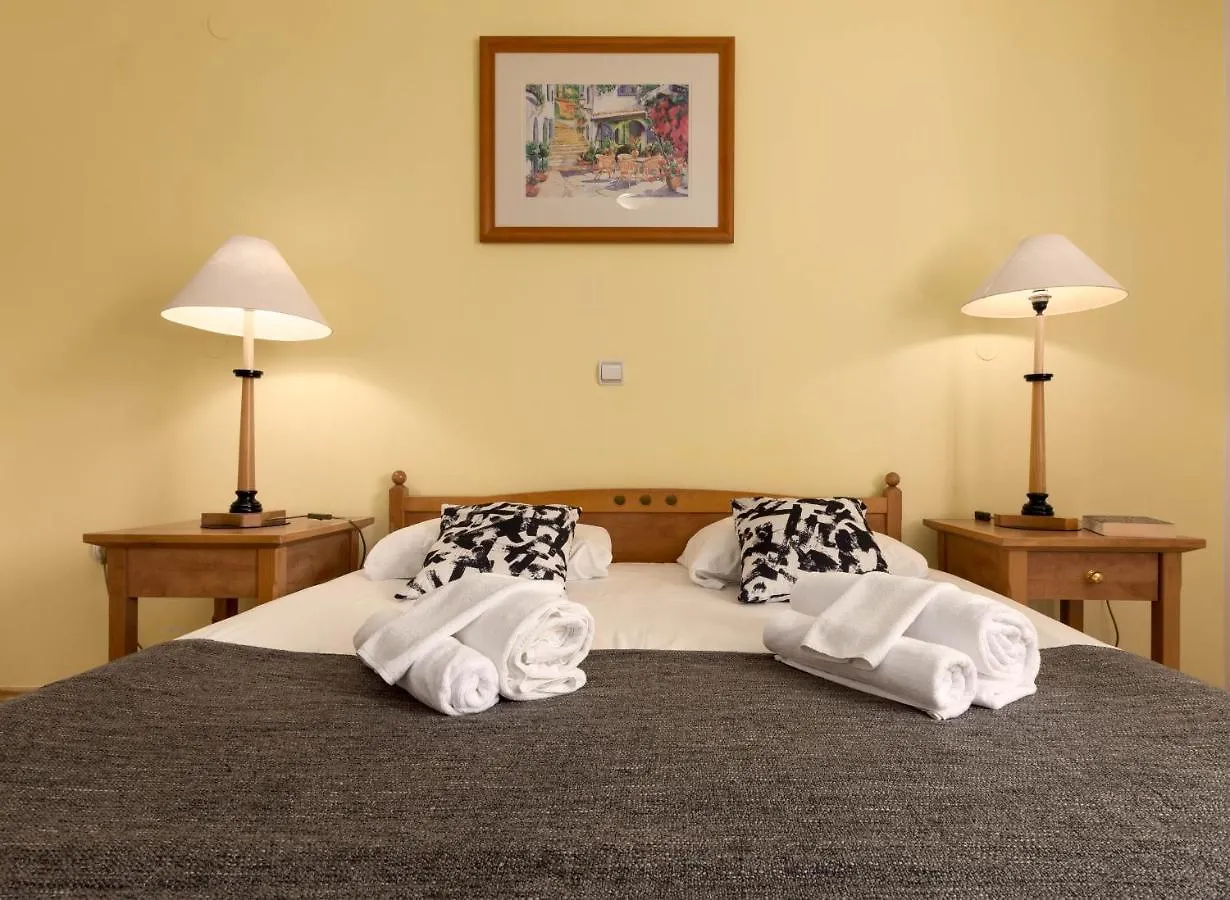 Villa Lucija Pjescana Uvala 0*,