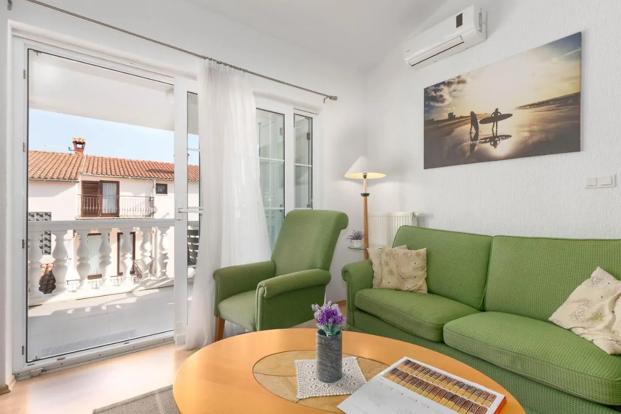 Apartment Villa Lucija Pjescana Uvala Croatia